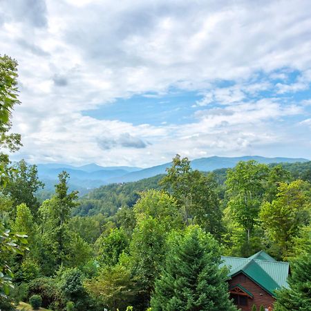 Komfy Kozy, 3 Bedrooms, Sleeps 10, Views, Game Room, Pool Access, WiFi Gatlinburg Zewnętrze zdjęcie