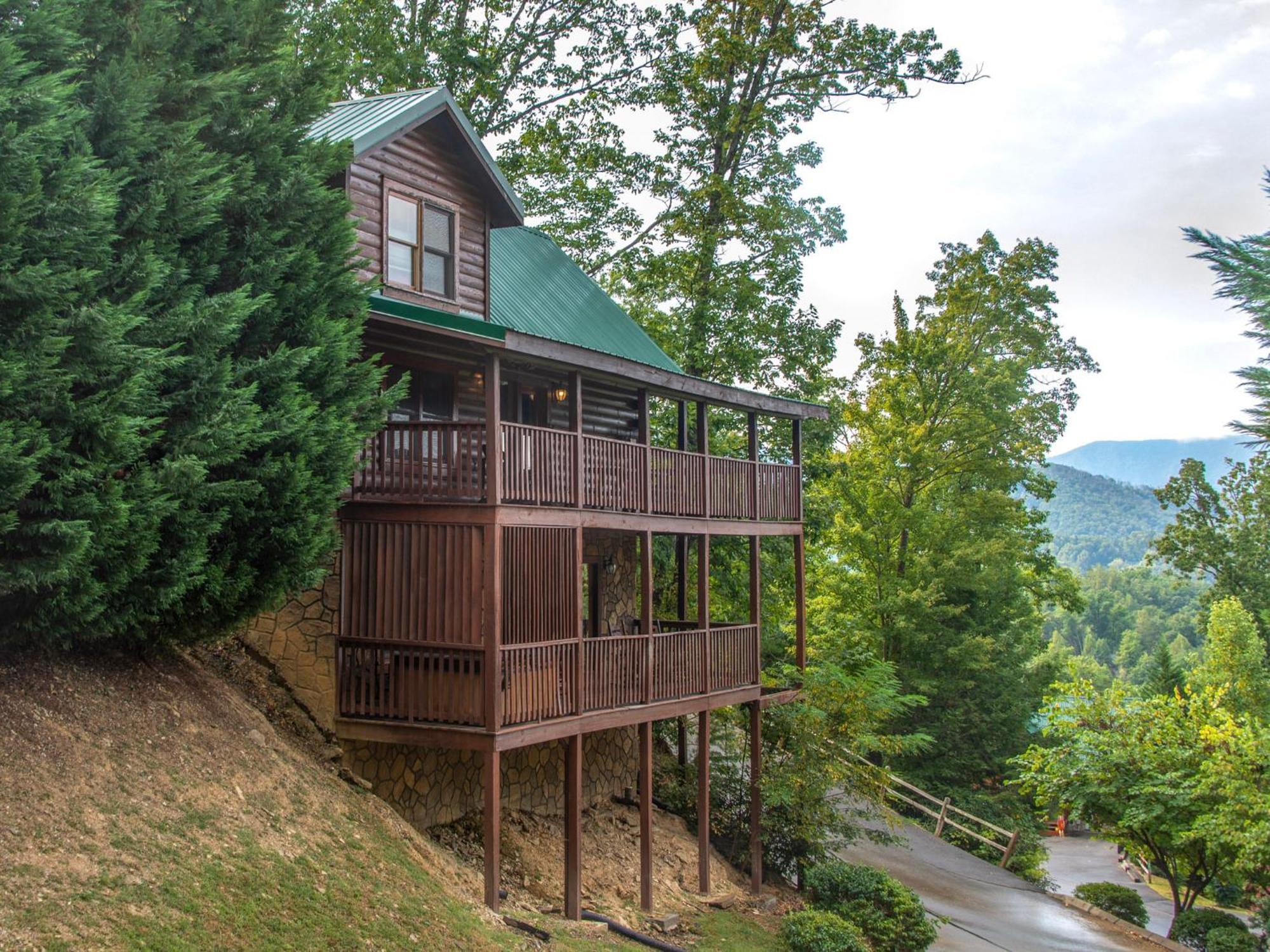 Komfy Kozy, 3 Bedrooms, Sleeps 10, Views, Game Room, Pool Access, WiFi Gatlinburg Zewnętrze zdjęcie